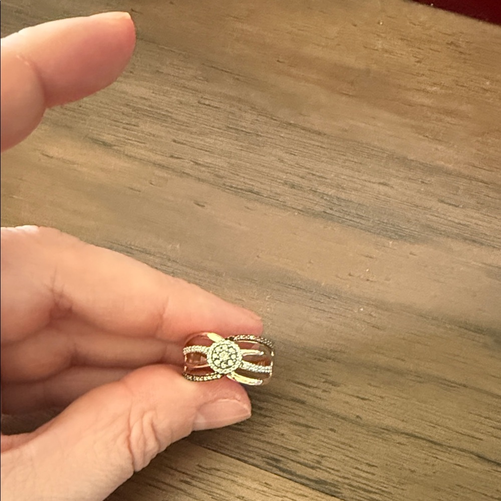 Elegant Rose Gold and Silver Women's Ring